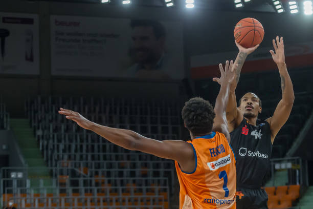 与锋线上无 与锋线上无